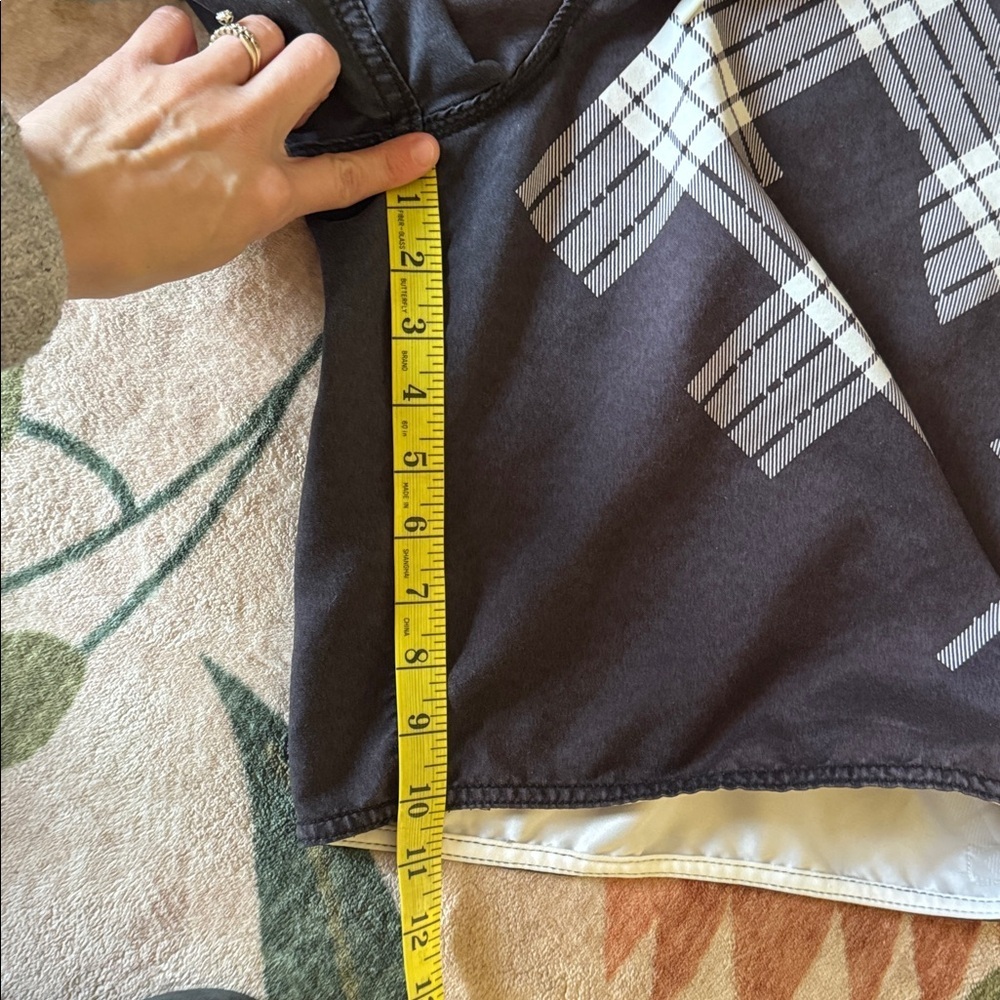 Vintage DC Black Plaid Spell Out 10 in inseam Built in Can Opener Swim Trunks 34 - Picture 9 of 9